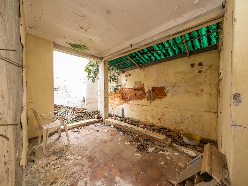 Edifício para Reabilitação Total no Bairro Salgado, Setúbal Bonfim composto por 8 apartamentos - Image 29