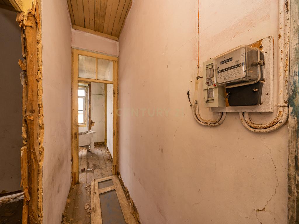 Edifício para Reabilitação Total no Bairro Salgado, Setúbal Bonfim composto por 8 apartamentos - Image 46