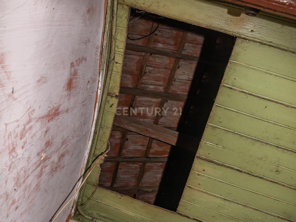 Edifício para Reabilitação Total no Bairro Salgado, Setúbal Bonfim composto por 8 apartamentos - Image 90