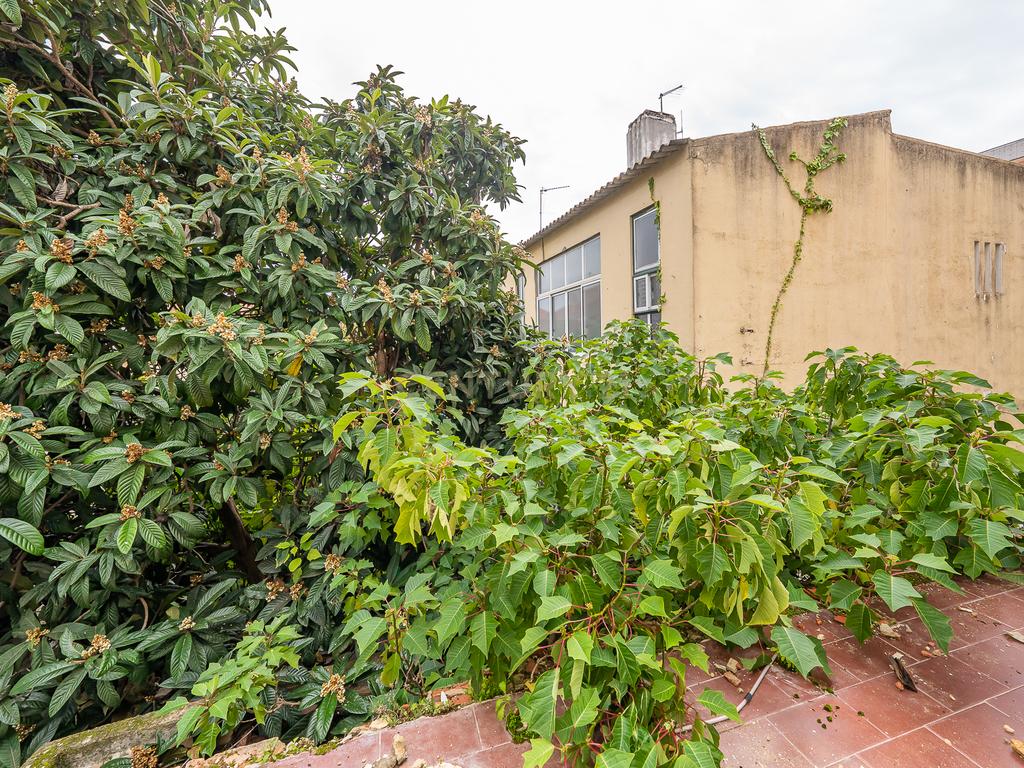 Edifício para Reabilitação Total no Bairro Salgado, Setúbal Bonfim composto por 8 apartamentos - Image 91