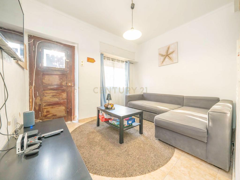 Moradia T2 no Bairro da Conceição, Setúbal - Image 5