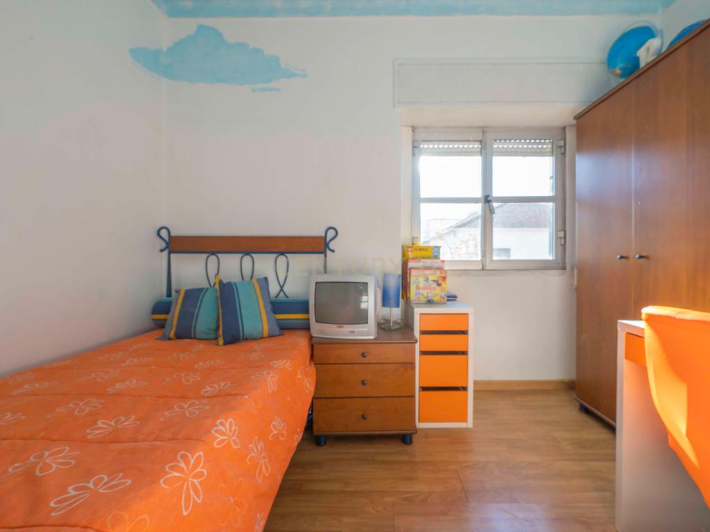 Moradia T2 no Bairro da Conceição, Setúbal - Image 14