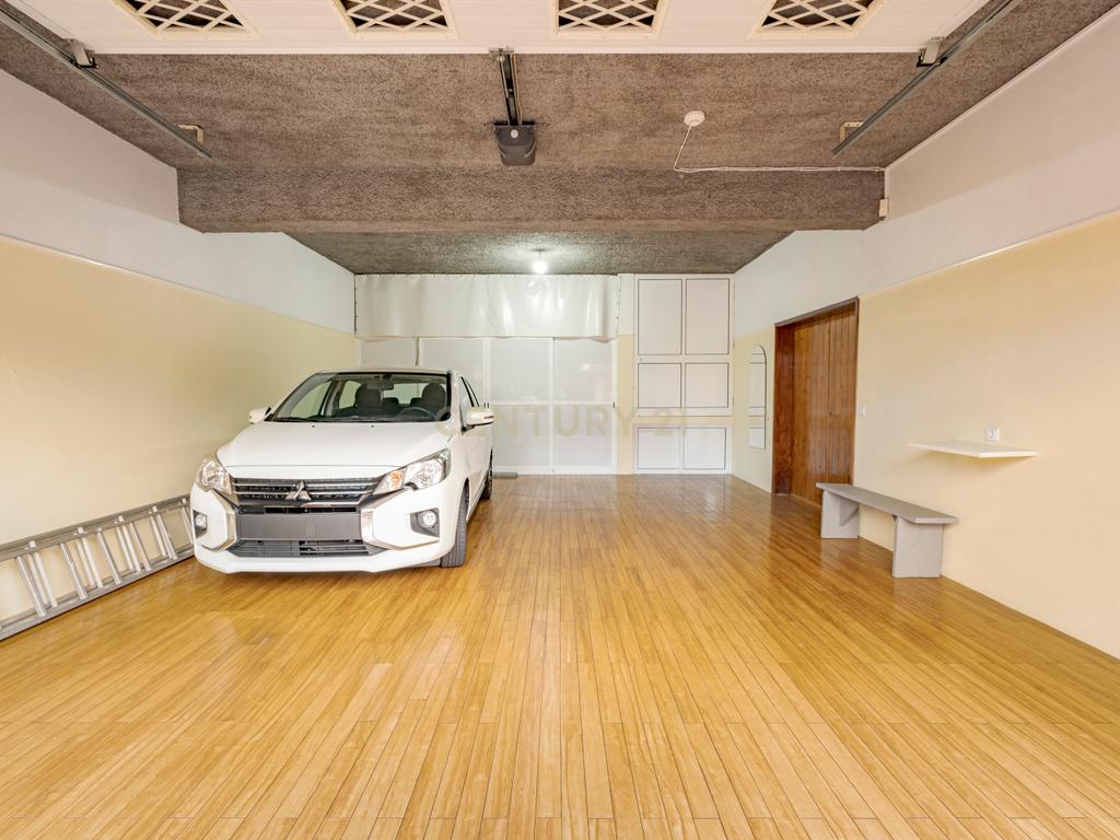 Fantástica moradia T4 no Funchal para quem procura um estilo de vida relaxante e de qualidade na ilha da Madeira.🏡 - Image 21
