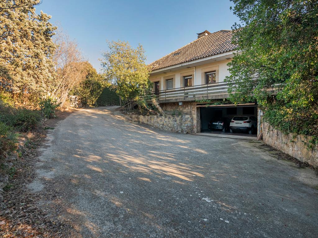 undefined - Image 74