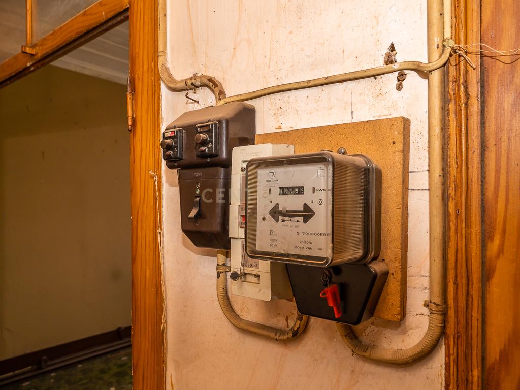 Prédio com 370m2 no Bairro Salgado para remodelação total - Image 30