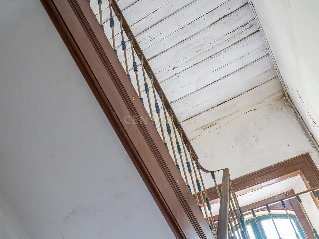 Prédio com 370m2 no Bairro Salgado para remodelação total - Image 34