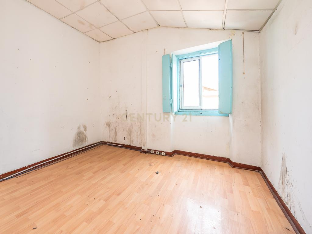 Prédio com 370m2 no Bairro Salgado para remodelação total - Image 42