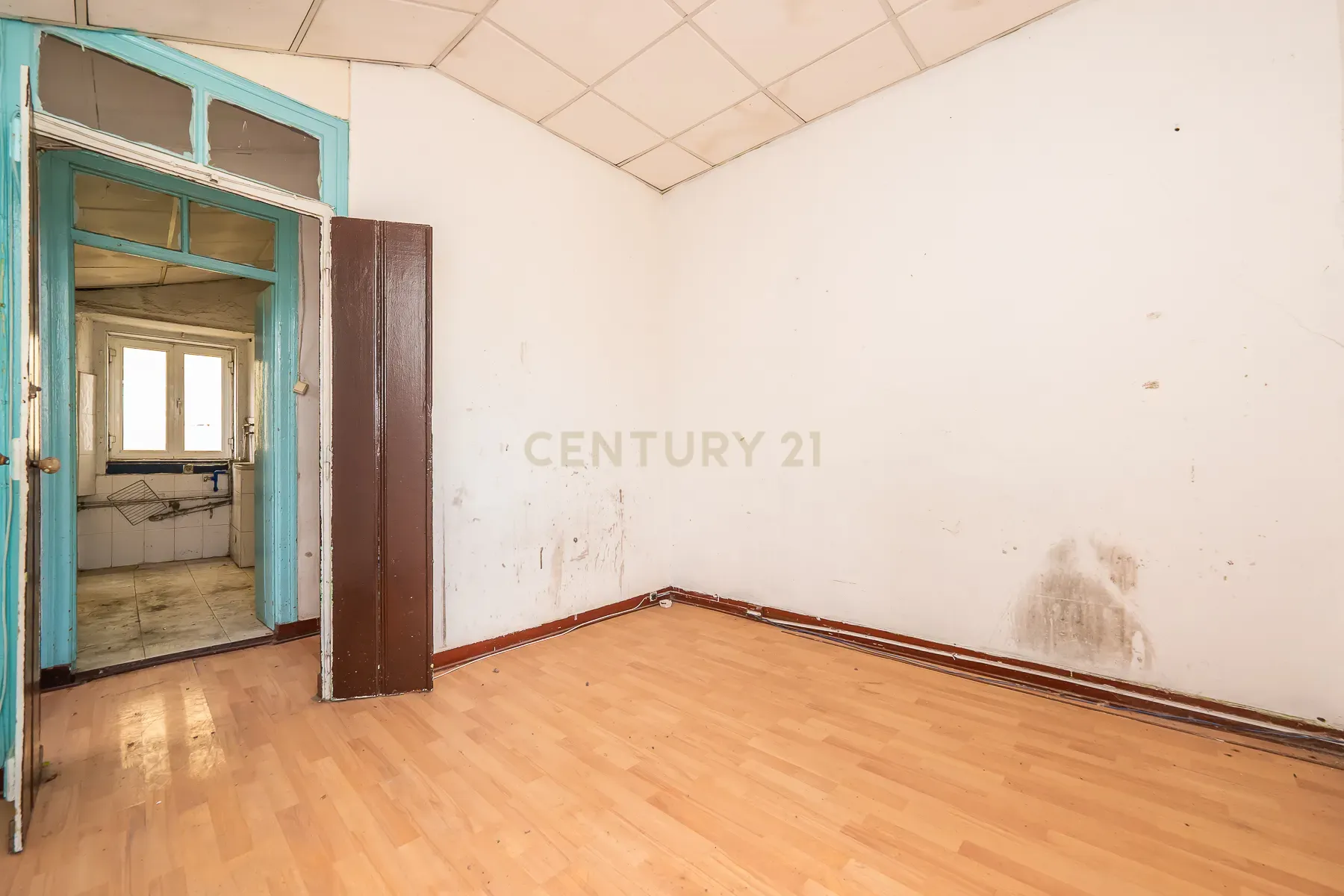 Prédio com 370m2 no Bairro Salgado para remodelação total - Image 48
