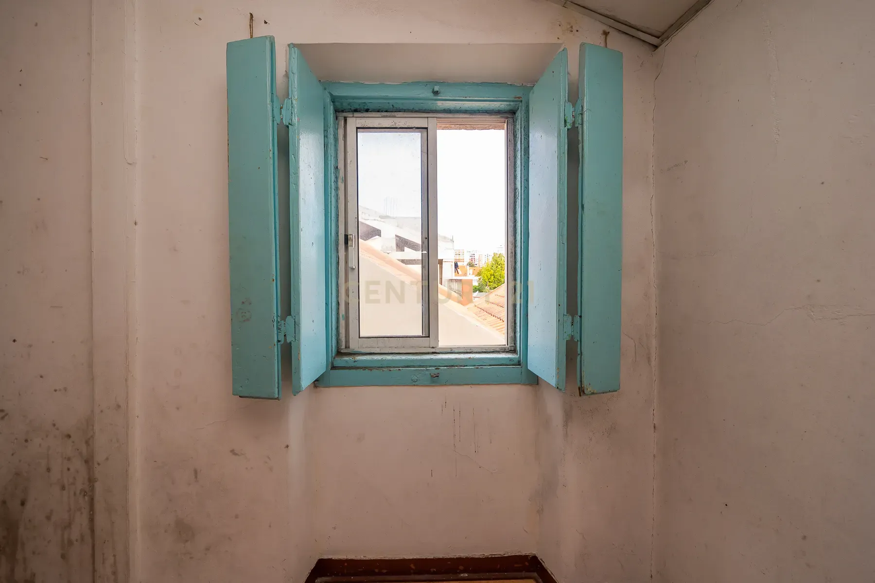 Prédio com 370m2 no Bairro Salgado para remodelação total - Image 47