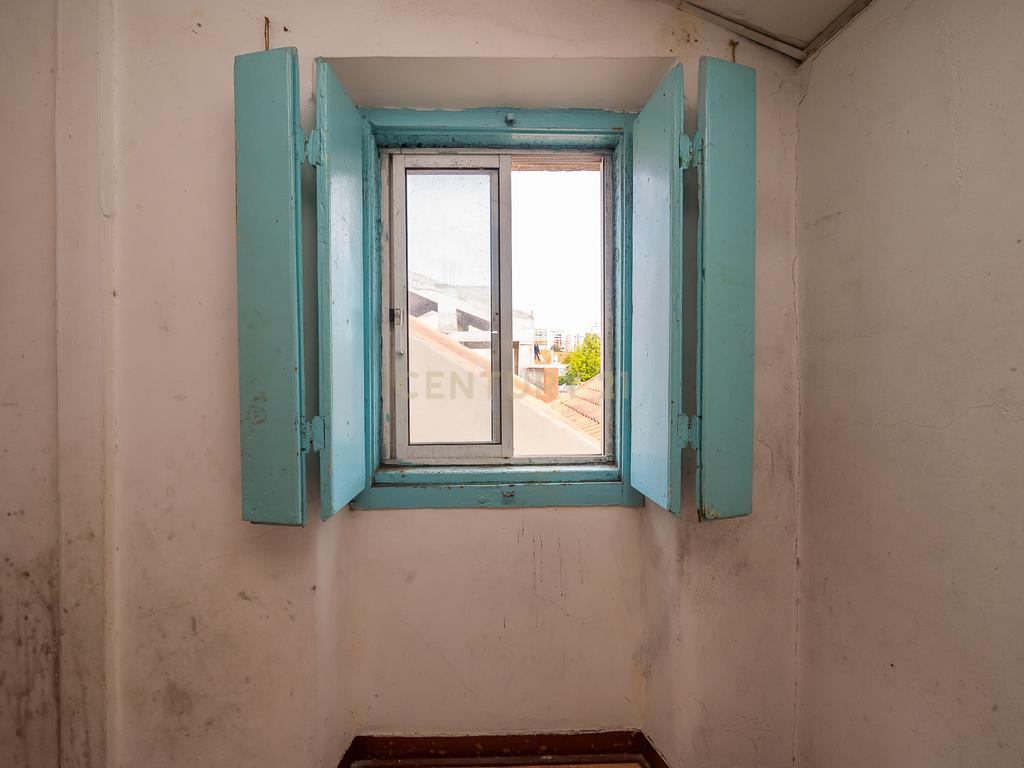 Prédio com 370m2 no Bairro Salgado para remodelação total - Image 47