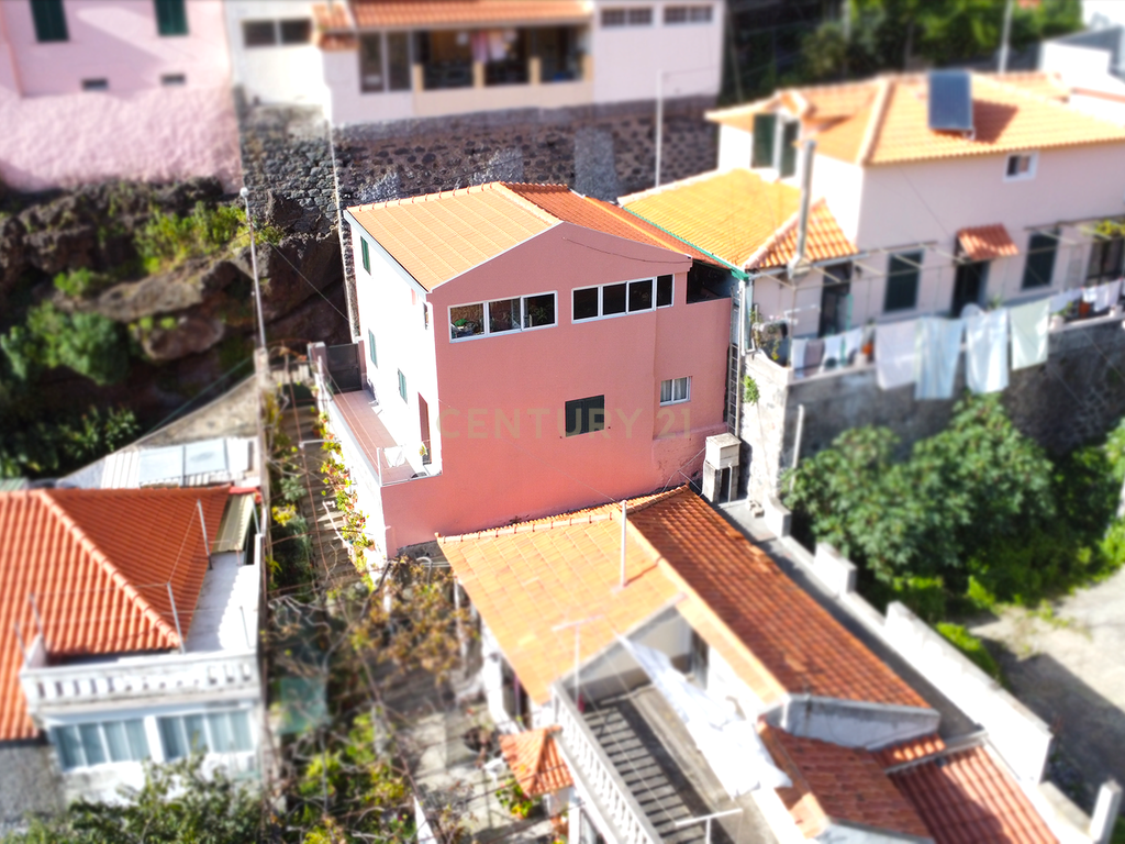 Moradia T3 - São Gonçalo - Funchal - Image 8