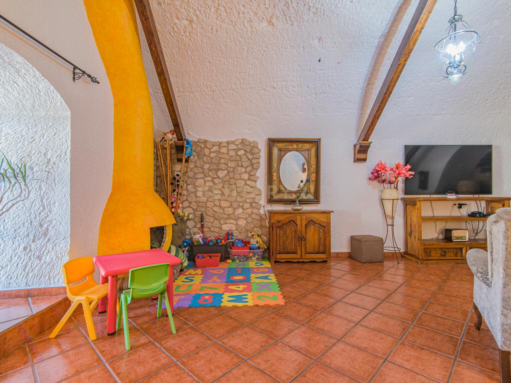 undefined - Image 25