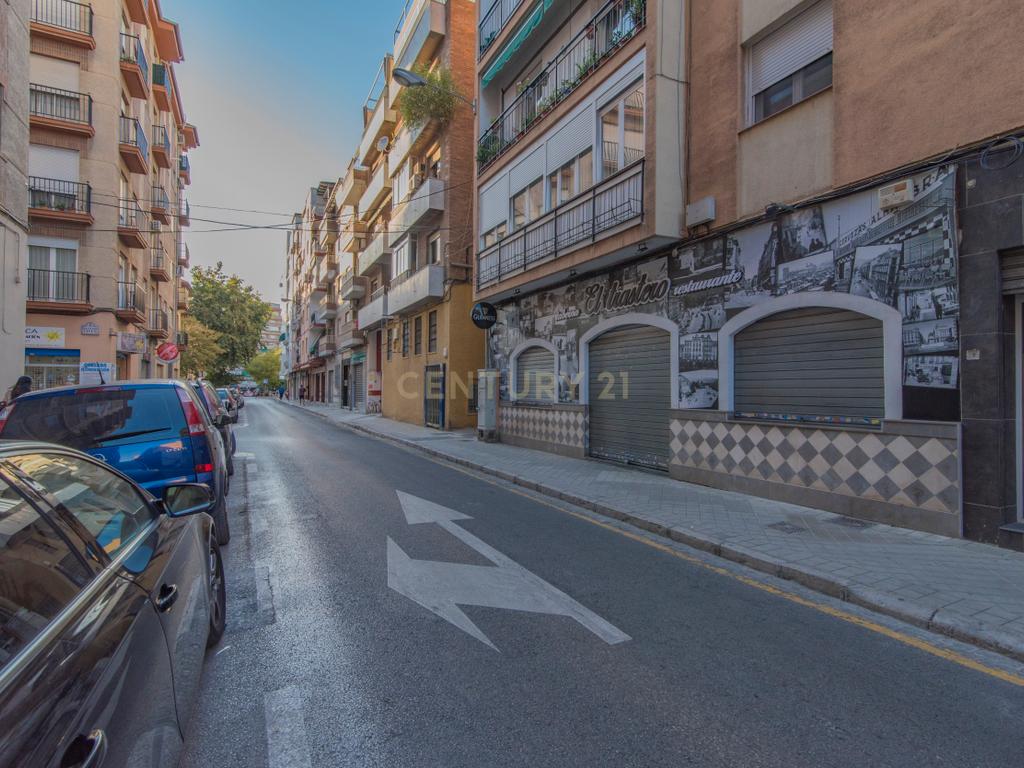 undefined - Image 1