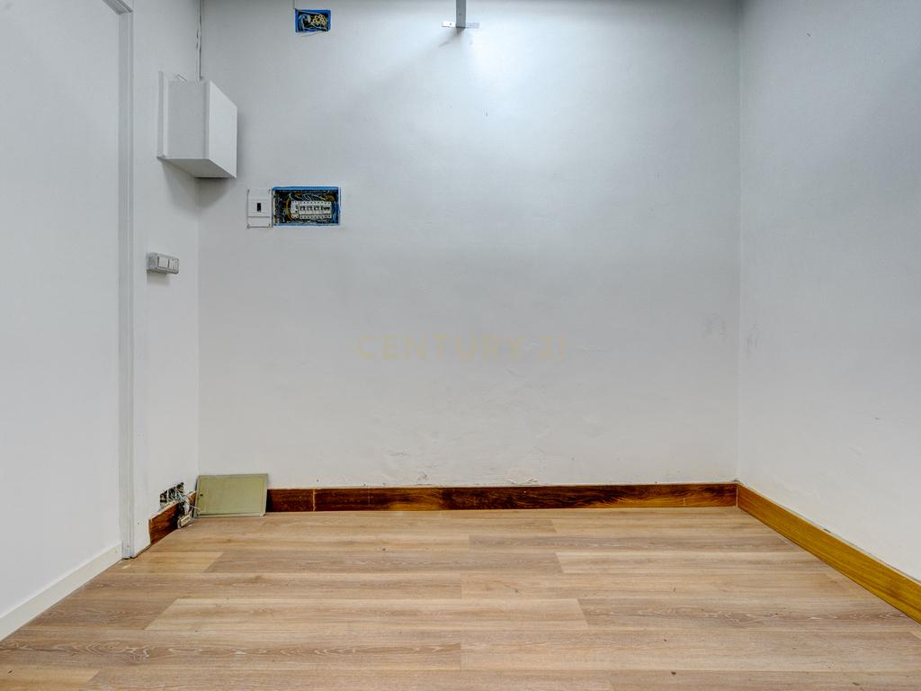 undefined - Image 11