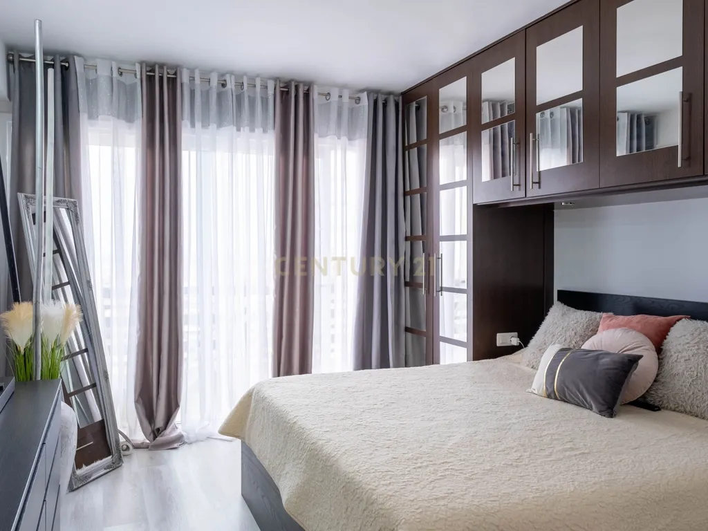 Duplex Moderno em Santa Cruz de Tenerife - 2 Quartos e 2 WC - Image 12