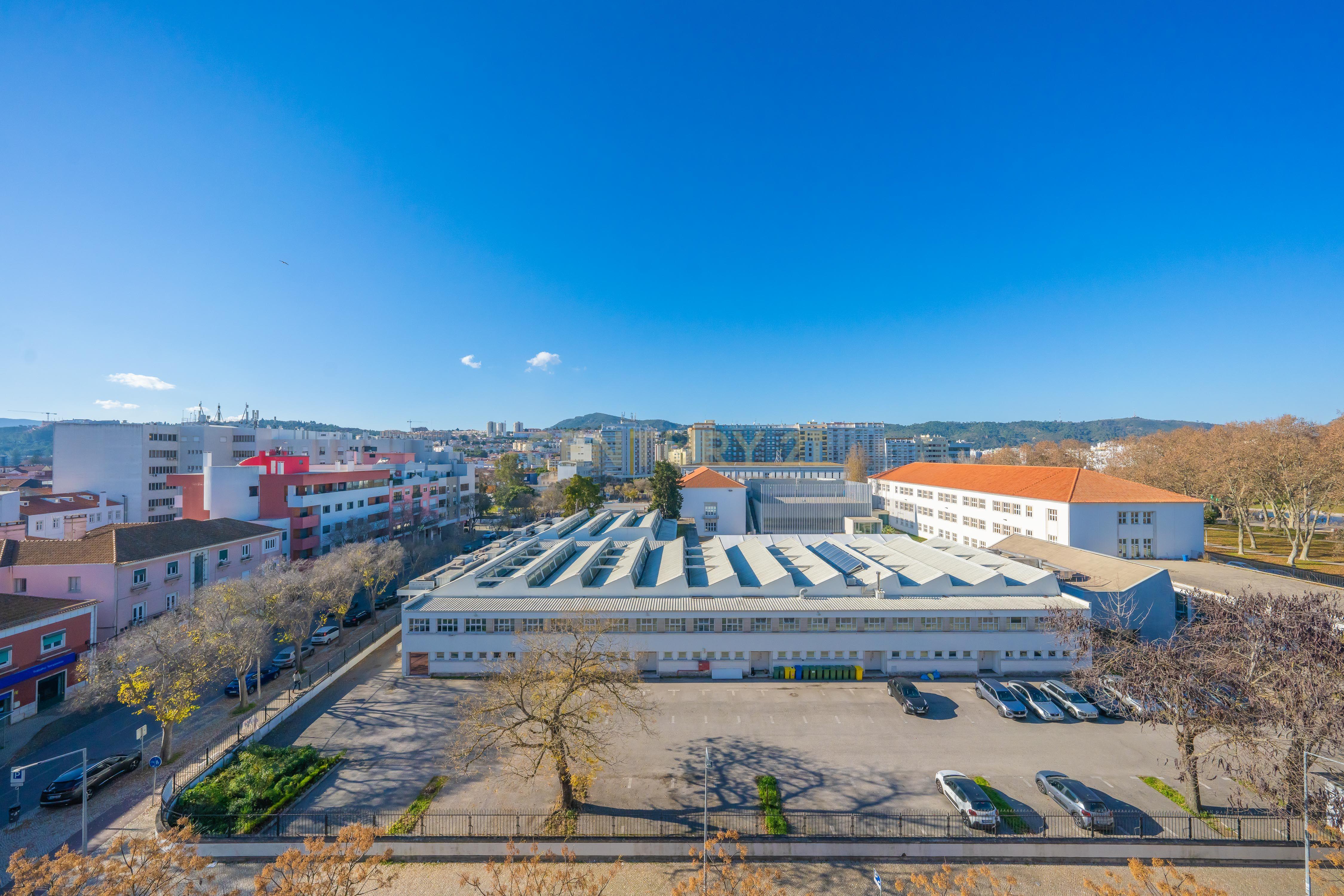 Simplesmente Bonfim Apartamento T3 à Venda na Baixa de Setúbal Bonfim - Image 15