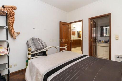 T2 + 1 Duplex na Charneca da Caparica - Image 25