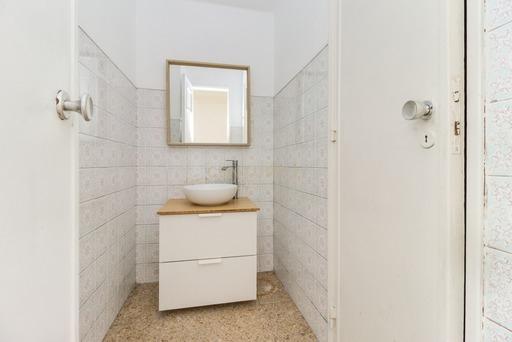 Loja para arrendar em Benfica, Av do Uruguai com 172m2 - Image 6
