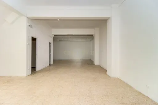 Loja para arrendar em Benfica, Av do Uruguai com 172m2 - Image 9