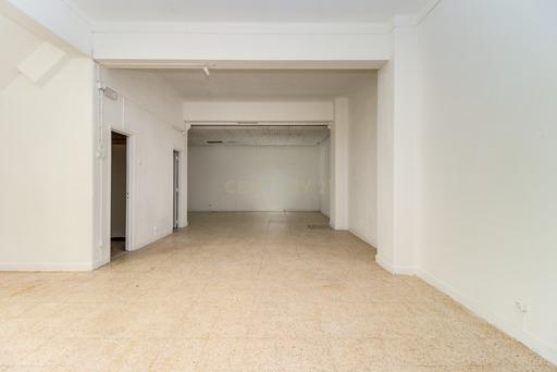 Loja para arrendar em Benfica, Av do Uruguai com 172m2 - Image 9