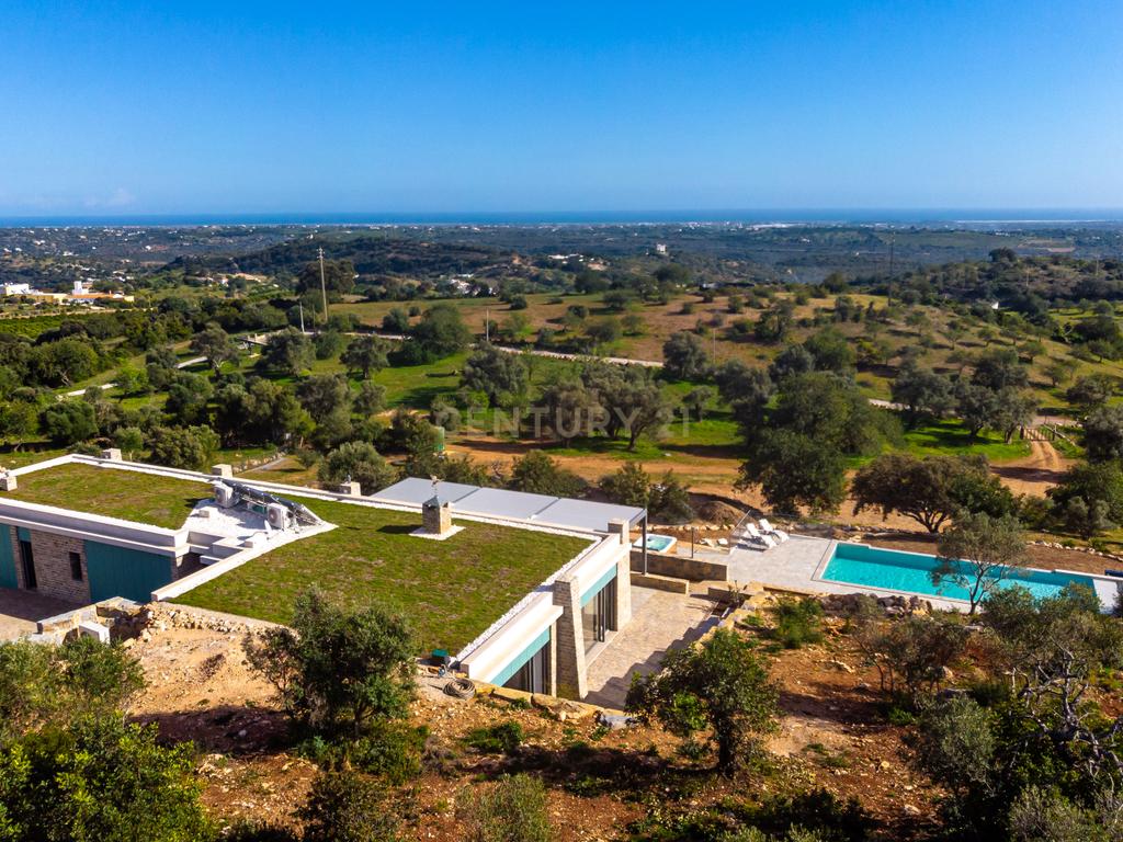 Moradia de Luxo com piscina e garagem, para venda no campo, perto de Tavira, Algarve - Image 5