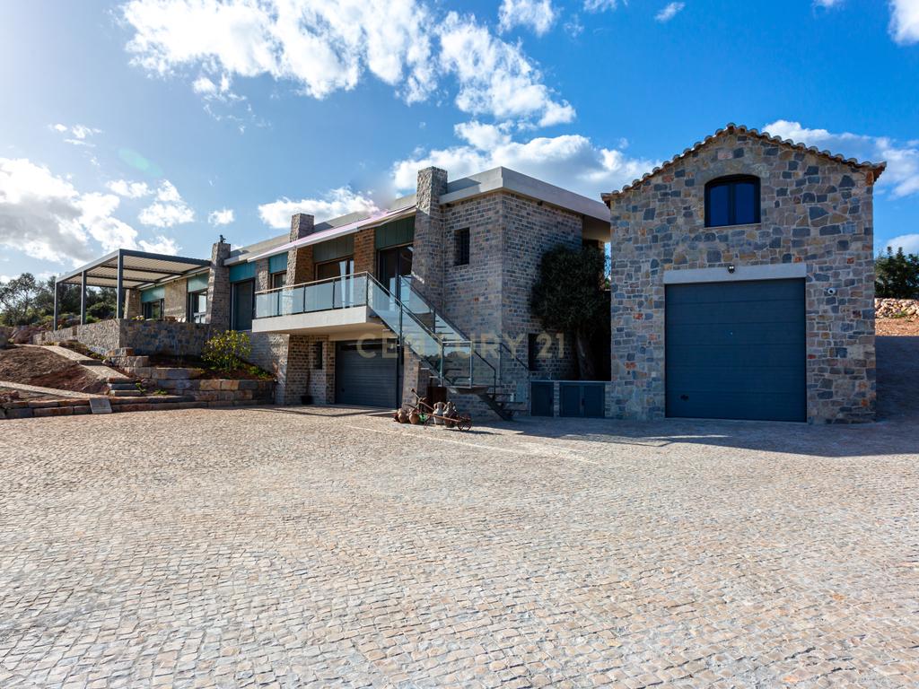 Moradia de Luxo com piscina e garagem, para venda no campo, perto de Tavira, Algarve - Image 38