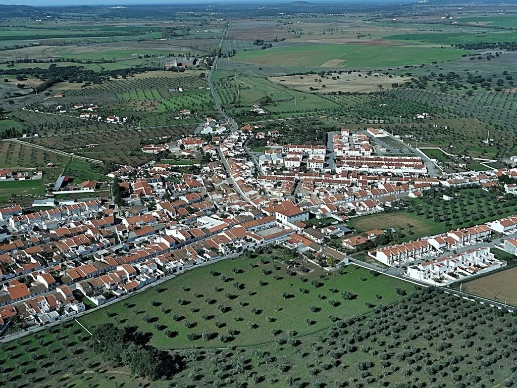 IGREJINHA - Lote de Terreno urbano com 182 m2 a 15 minutos de Évora - Image 7