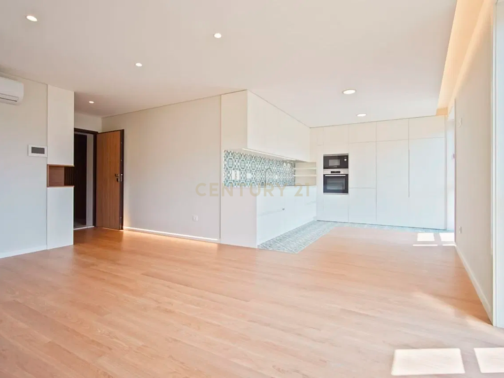 Apartamento T2 - Estádio do Dragão - Image 4