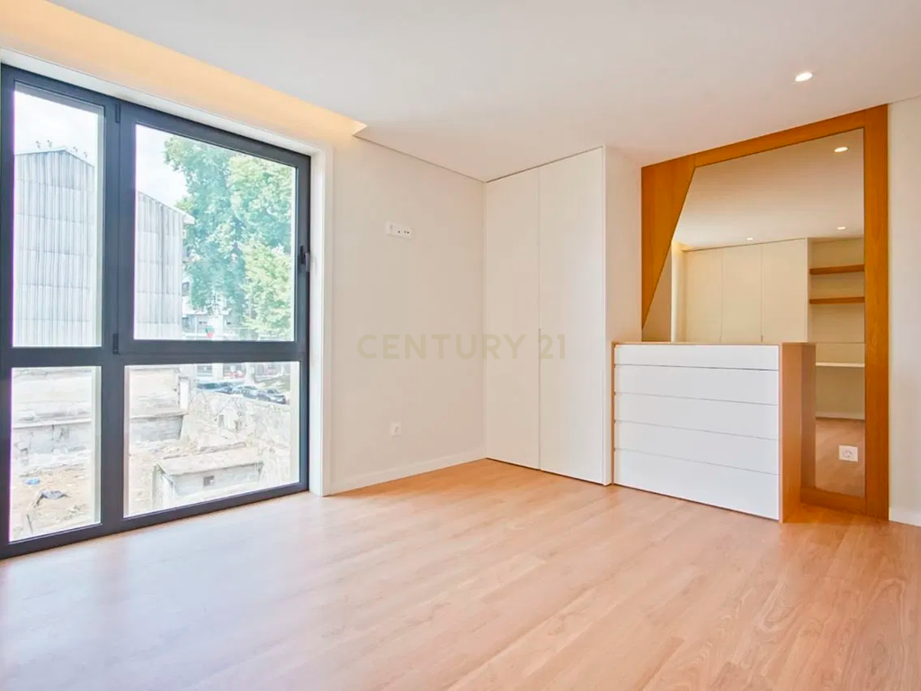 Apartamento T2 - Estádio do Dragão - Image 8