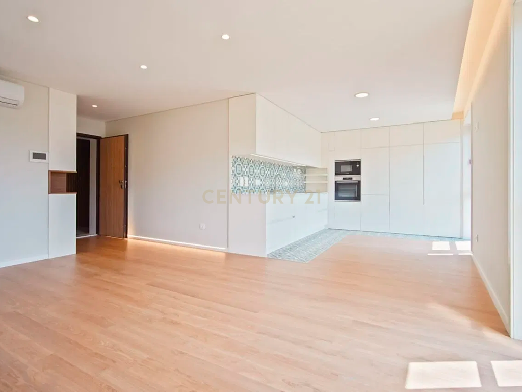 Apartamento T2 - Estádio do Dragão - Image 5