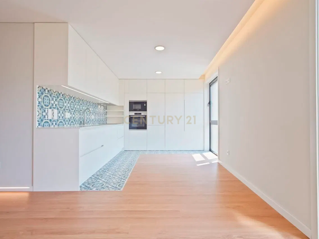 Apartamento T2 - Estádio do Dragão - Image 12