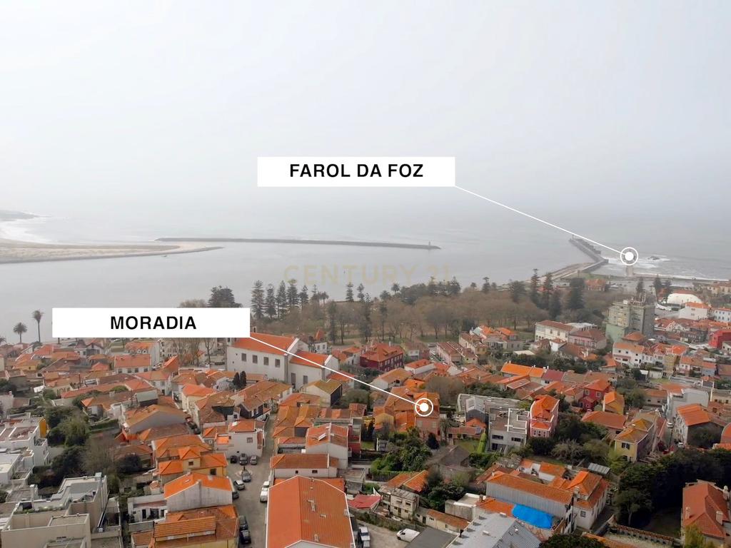 Moradia T3  remodelada- FOZ VELHA - Image 52