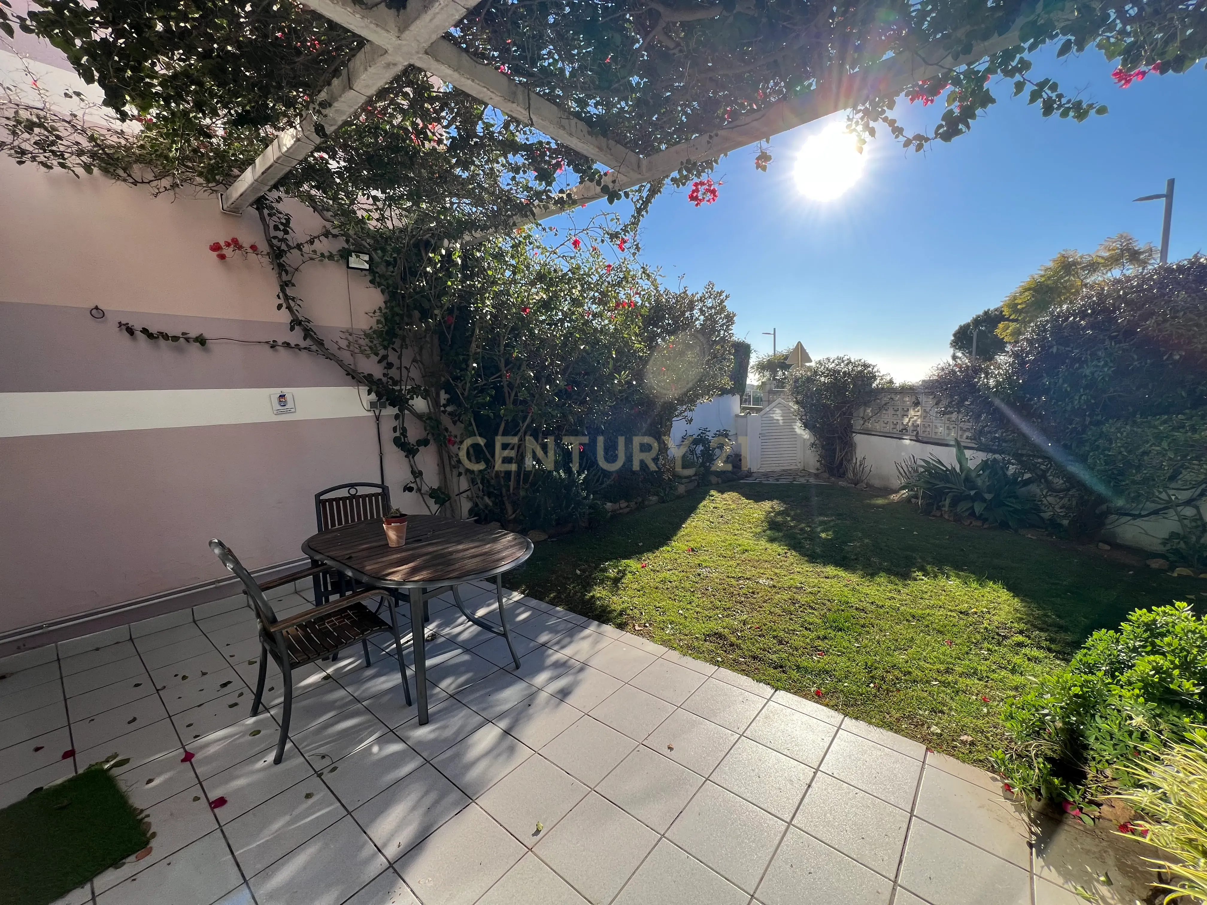 undefined - Image 1