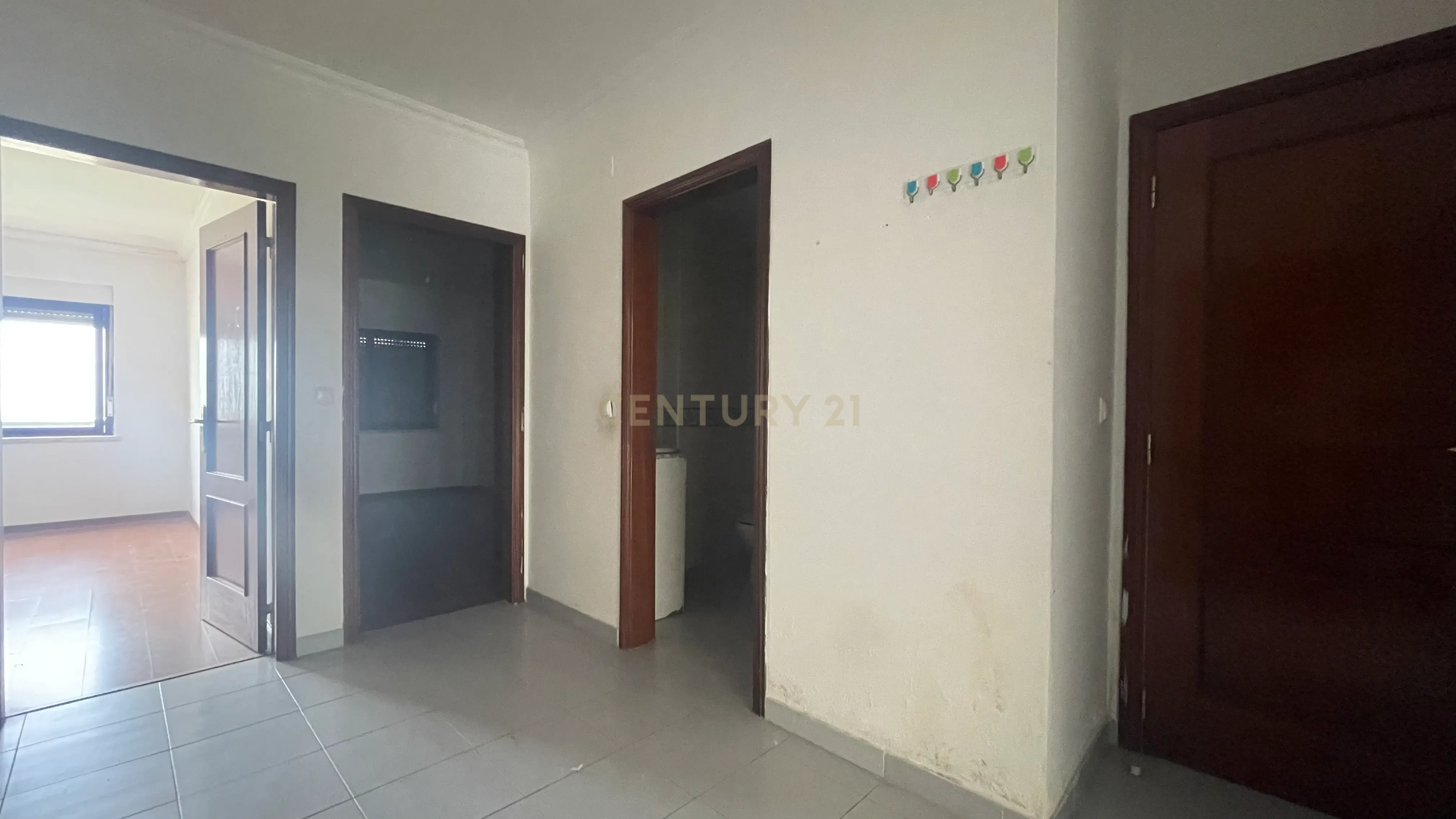 Apartamento T2 com Varanda, em Aires, Palmela - Image 17