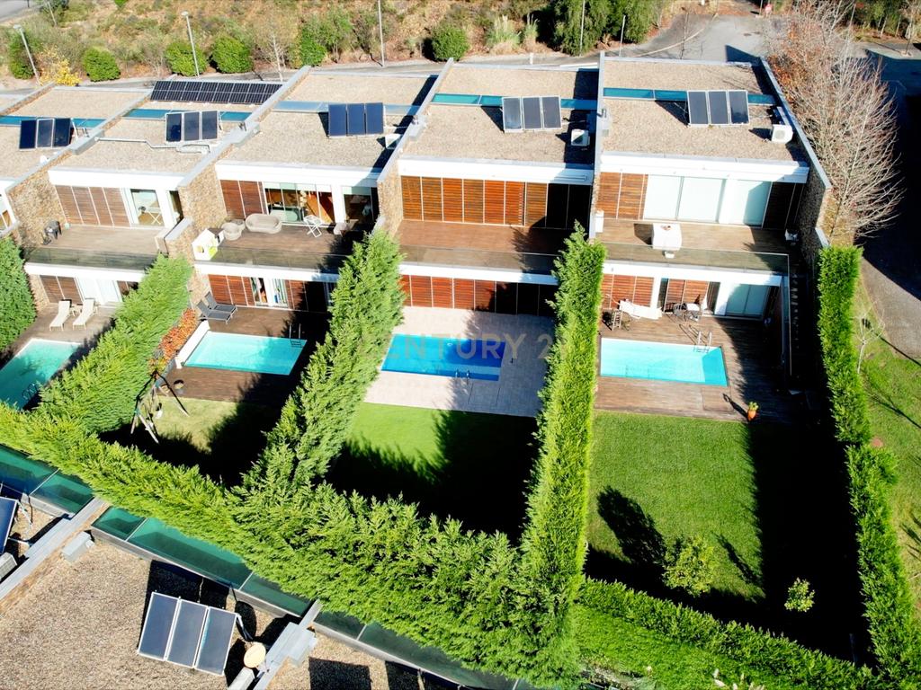 Moradia T4 c/ Piscina - Vale Pisão Nature Resort - Golfe - Image 9