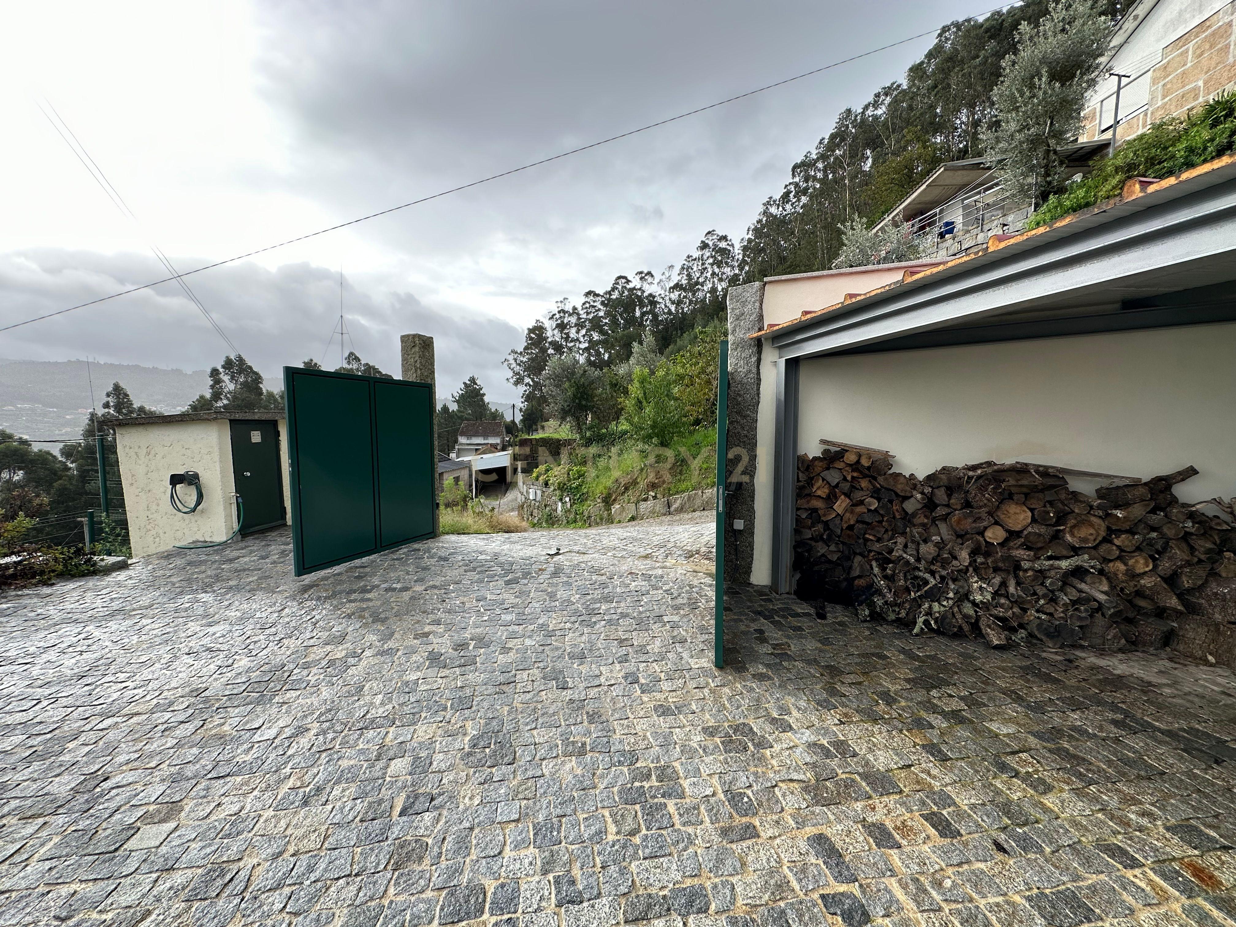 Moradia em Magrelos, no Marco de Canaveses - Image 13