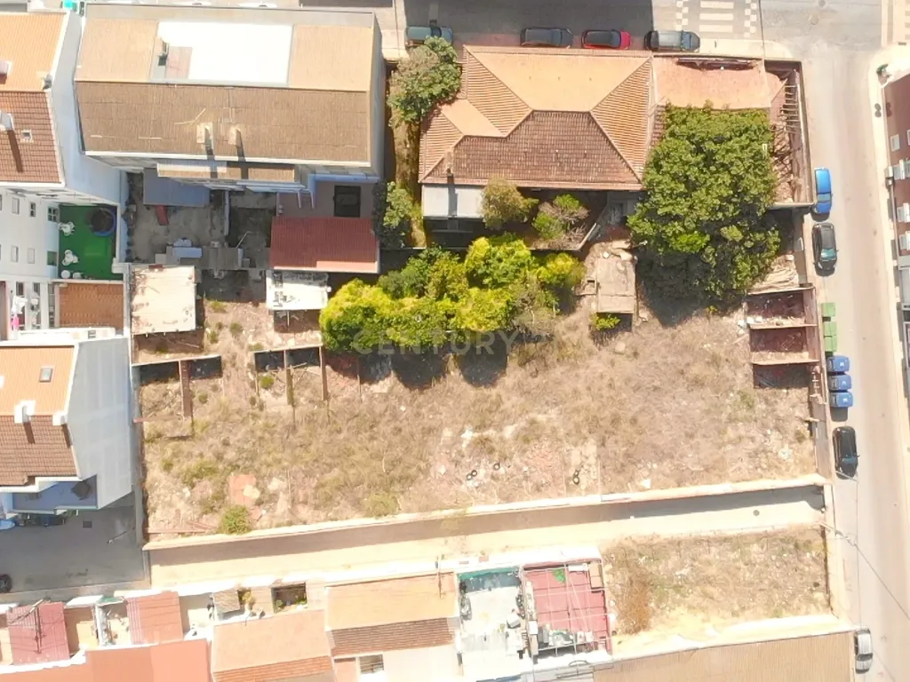 Terreno com viabilidade de construção para vários Prédios Residenciais - Image 13