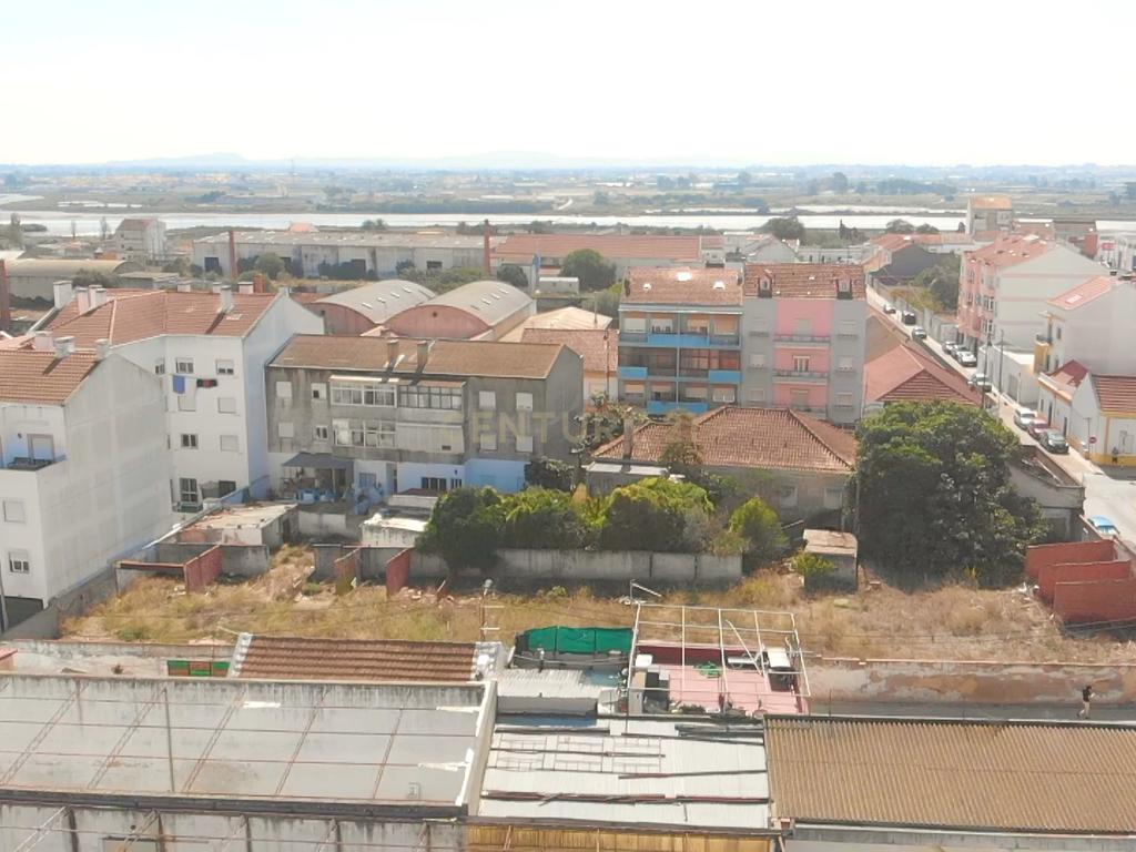 Terreno com viabilidade de construção para vários Prédios Residenciais - Image 16