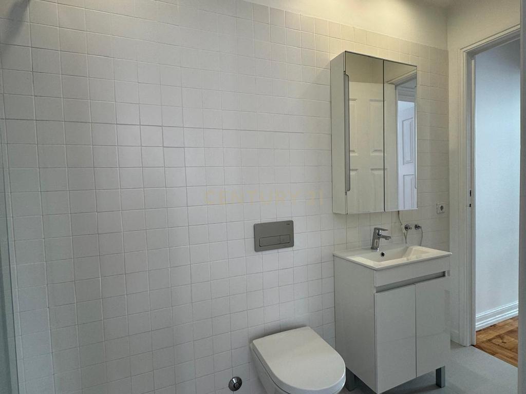 T1 Duplex Exclusivo na Rua da Restauração – Porto - Image 21