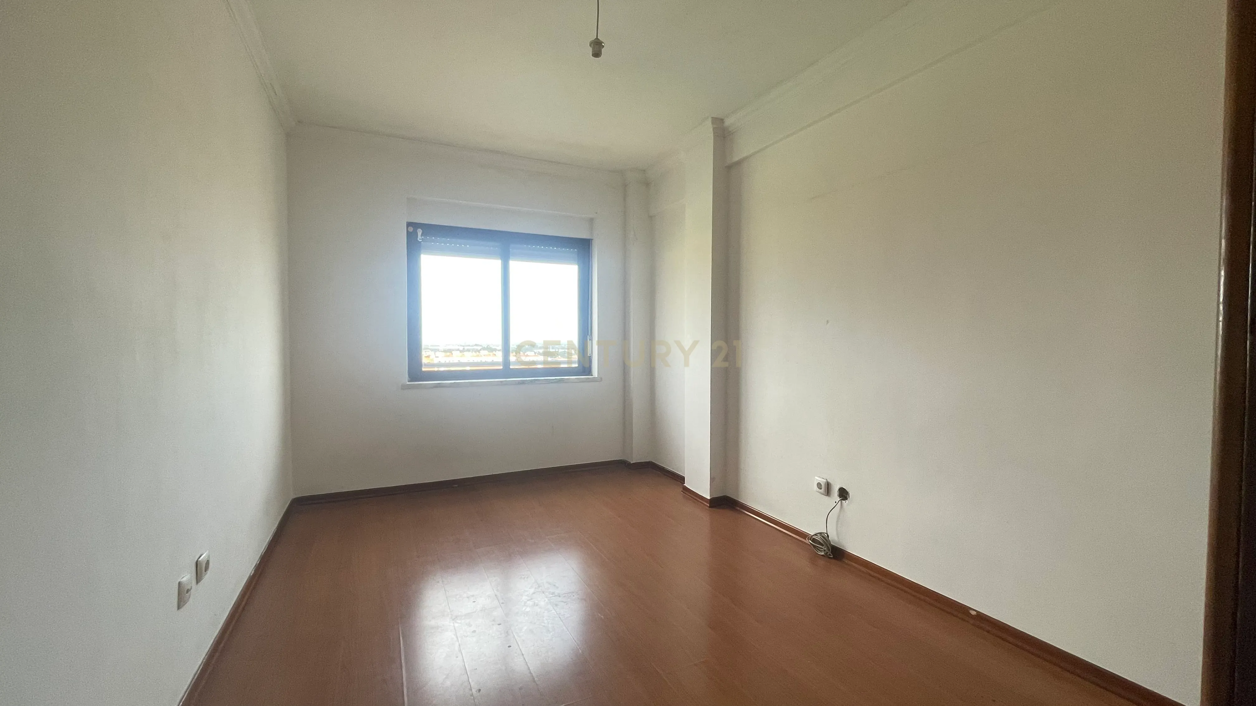 Apartamento T2 com Varanda, em Aires, Palmela - Image 11