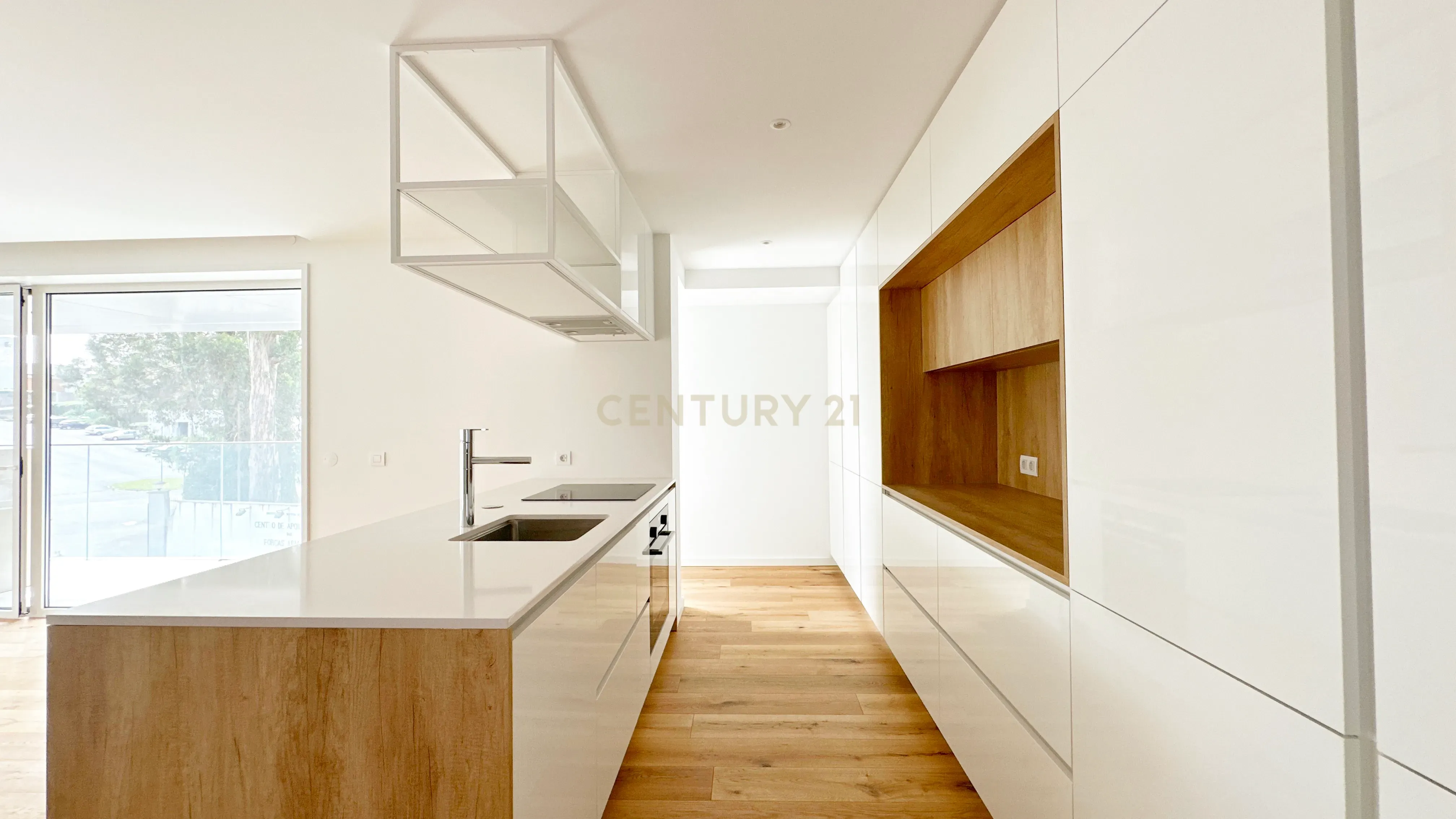 Fotografia 3 de Apartamento T3 com varanda - Condomínio MUT - Arca D`água
