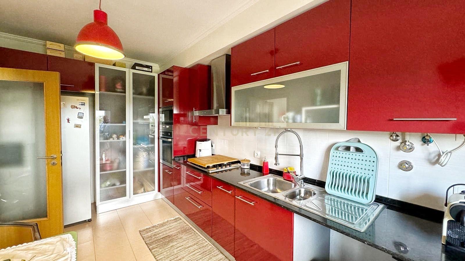 Apartamento T3 em Maçã, Sesimbra - Image 1