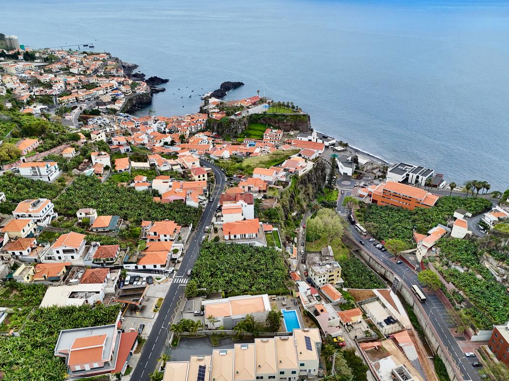 Terreno para Construção com Vista Mar em Câmara de Lobos, Funchal - Image 11