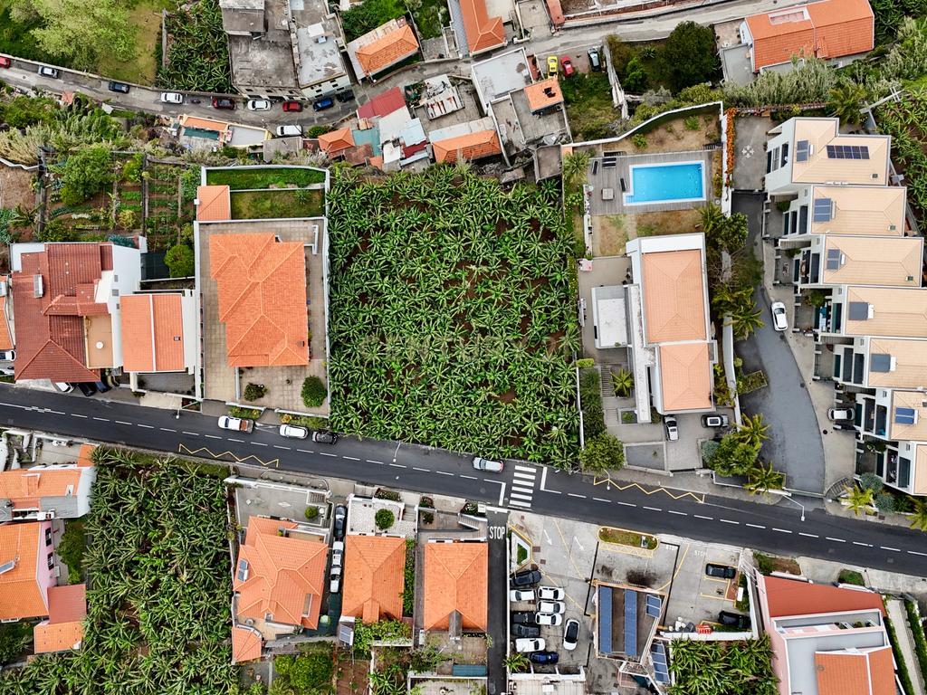 Terreno para Construção com Vista Mar em Câmara de Lobos, Funchal - Image 12