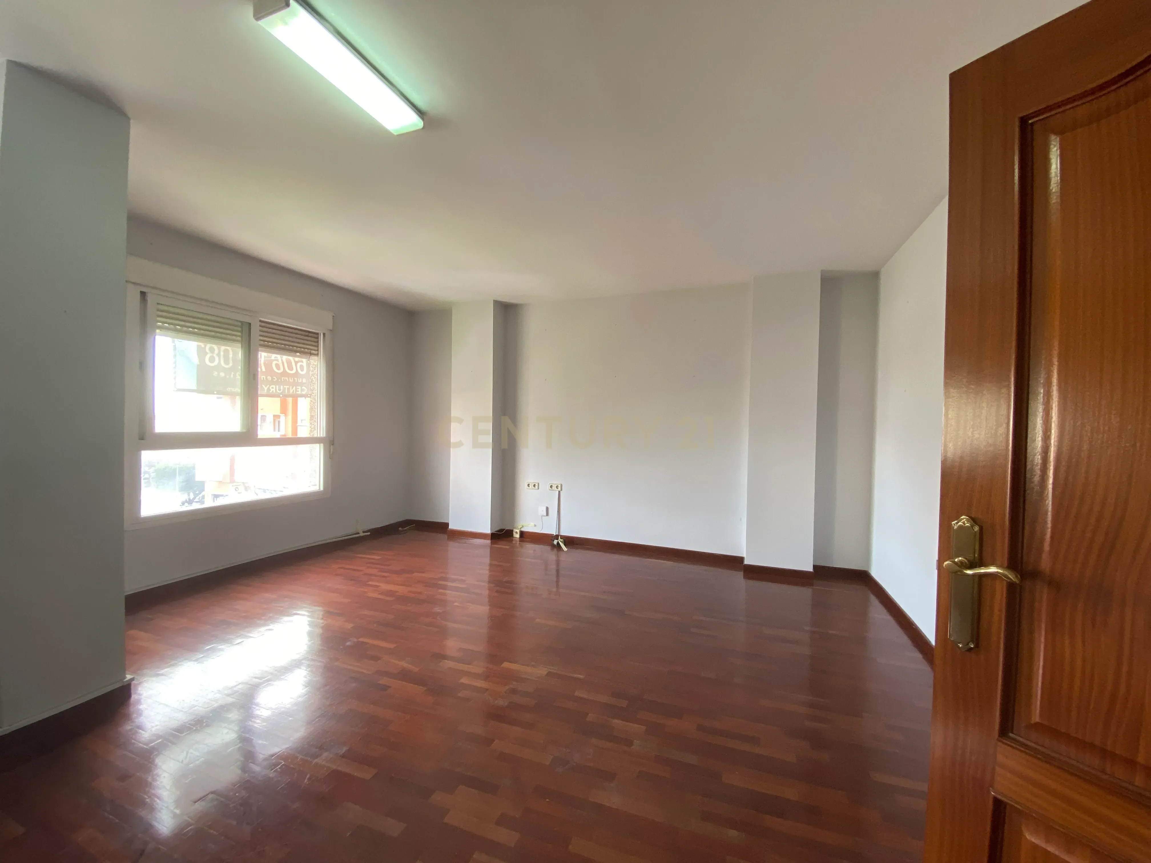 undefined - Image 3