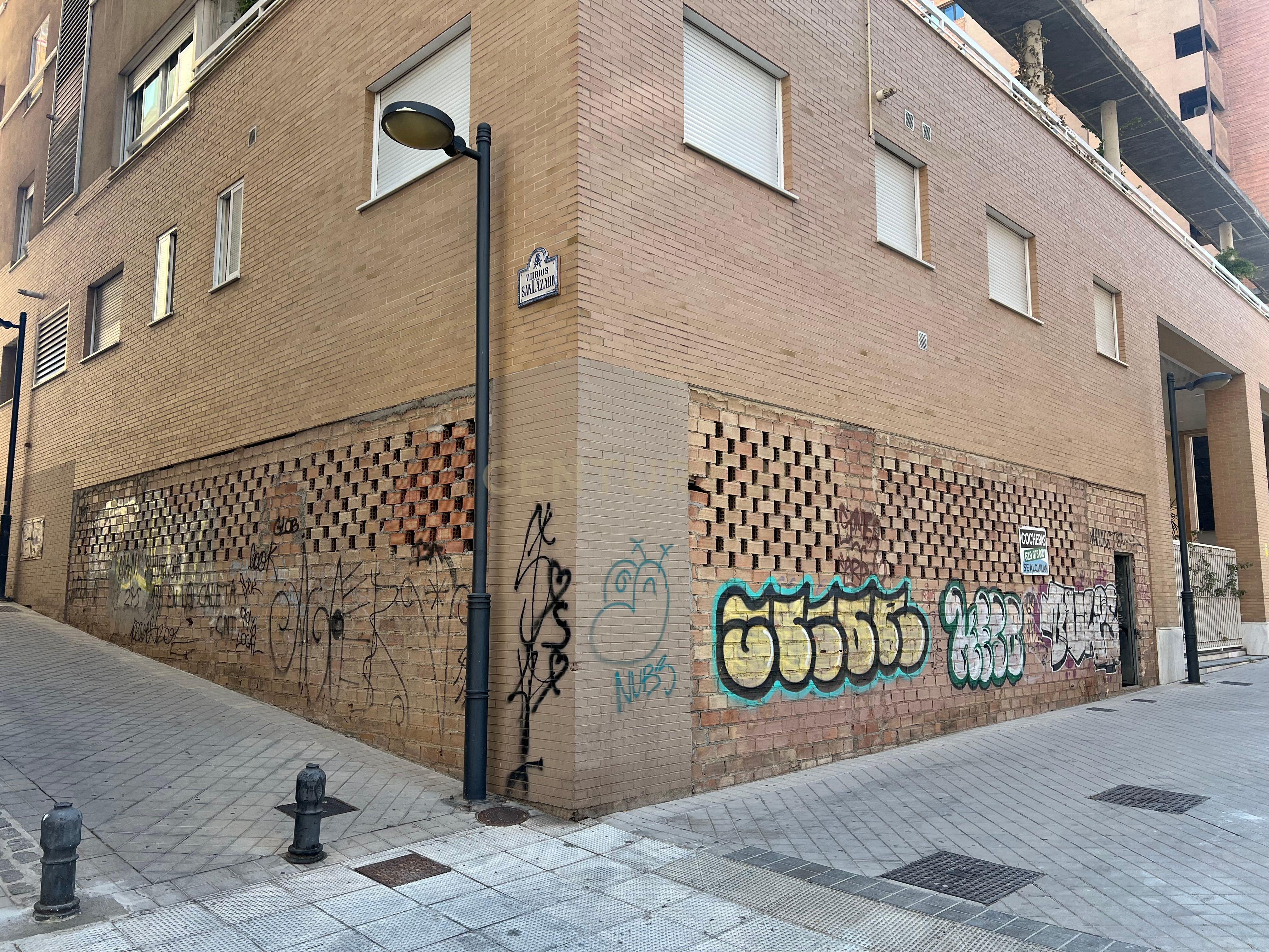 undefined - Image 40
