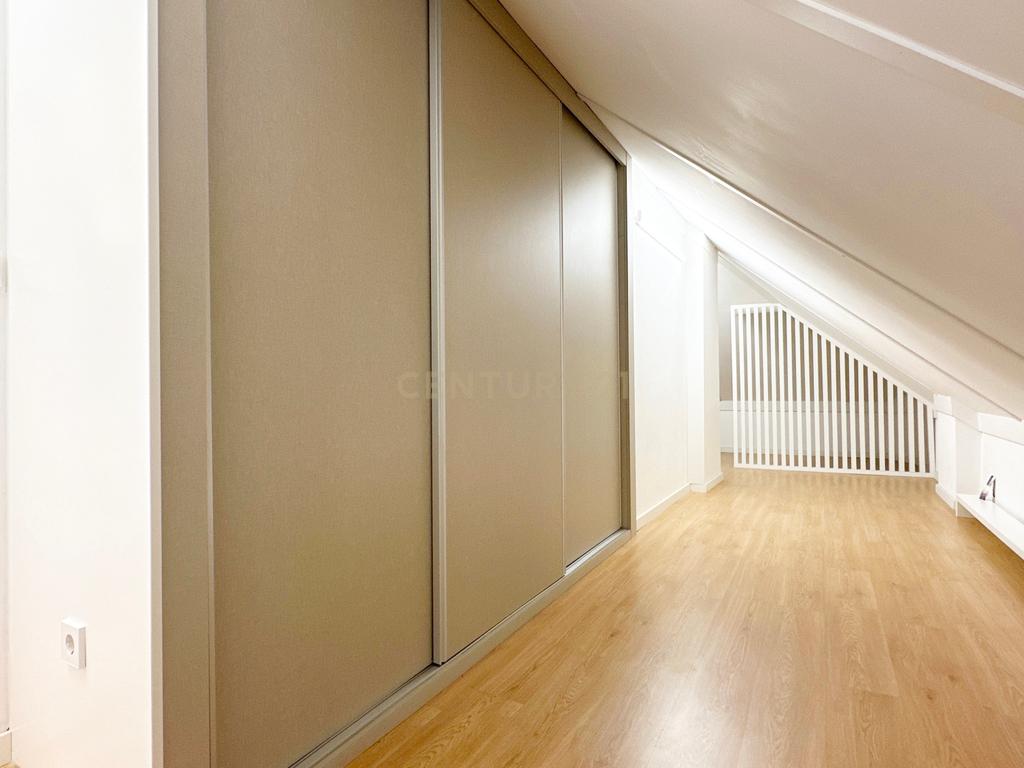 Moradia T3  remodelada- FOZ VELHA - Image 41