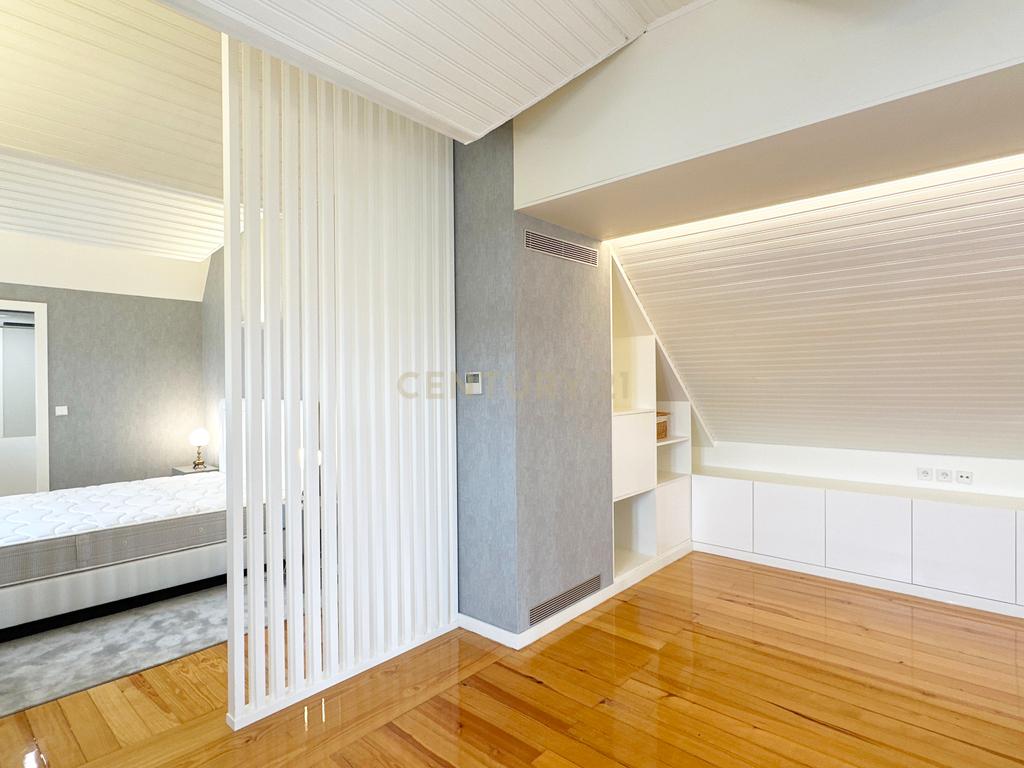 Moradia T3  remodelada- FOZ VELHA - Image 34