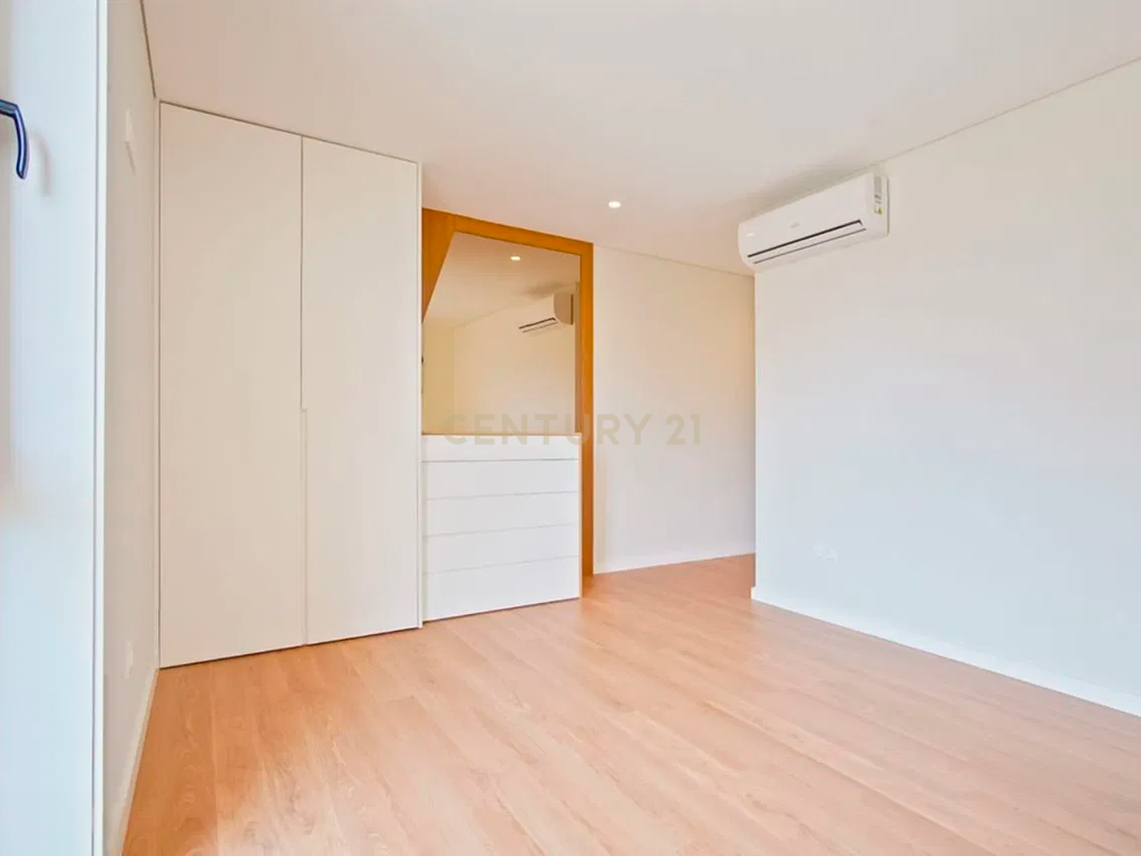Apartamento T2 - Estádio do Dragão - Image 14