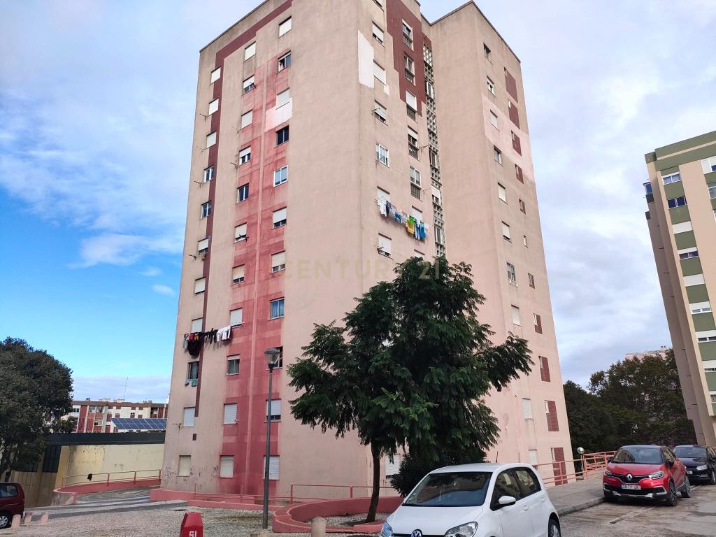 Apartamento T2 | São Sebastião, Setúbal - Image 1